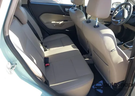 2018 Ford Fiesta Titanium z USA, uszkodzony, nr VIN 3FADP4FJ9JM129718